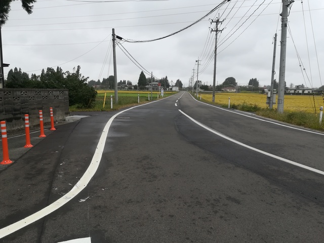 島バイパスの旧道