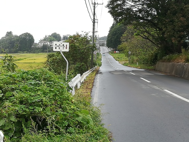 島バイパスの旧道の画像