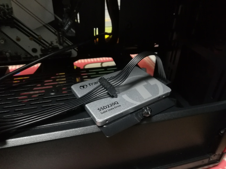 SSDの配線
