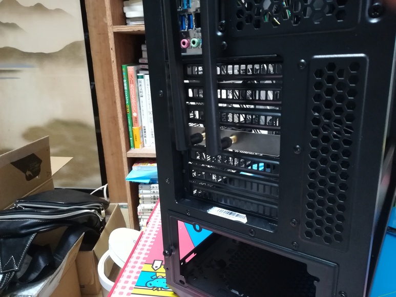 WiFiアンテナ取り付け